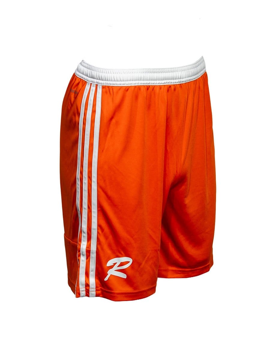 Bunte orange Sportshorts mit weißen Streifen an der Seite und einem weißen elastischen Bund. Ein weißes Logo befindet sich am unteren linken Bein.