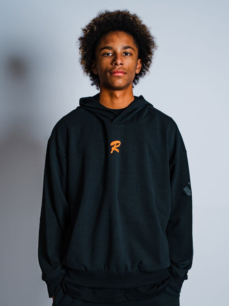 Schwarzer RASTA Vechta Hoodie mit orangem R vorne